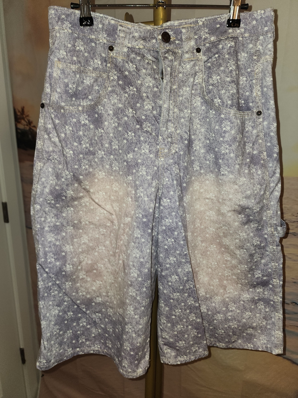 BDG Women's Lavender Floral Cargo Shorts - Picture 2 of 13